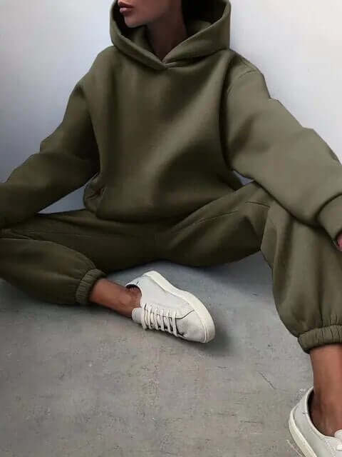 Tvådelad avslappnad lounge-set med oversized hoodie