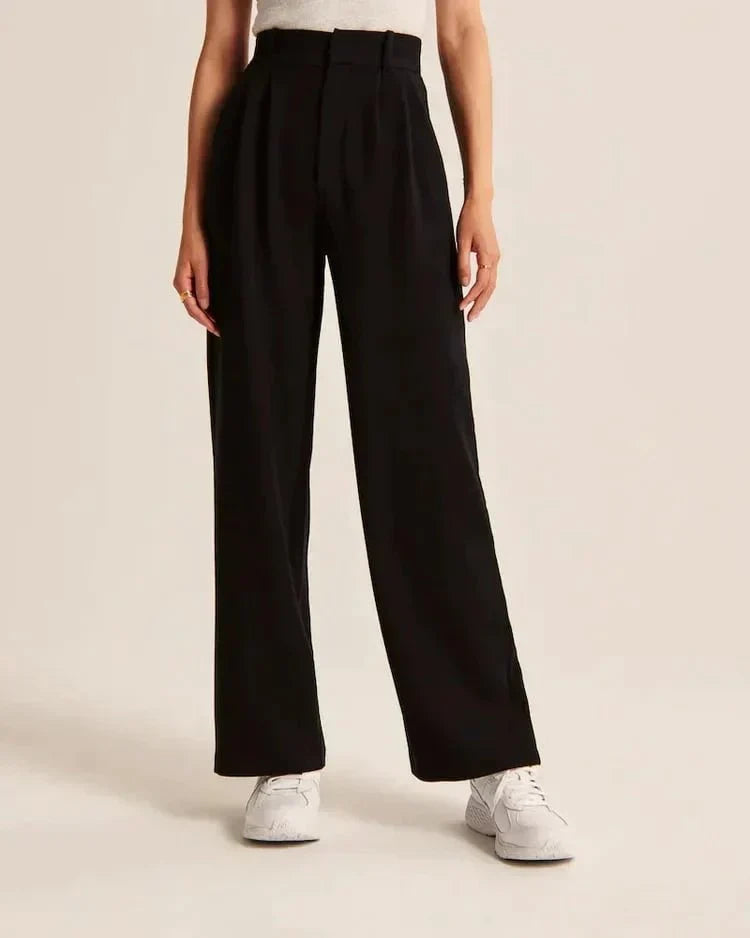 Byxor i Comfort Fit med vida ben