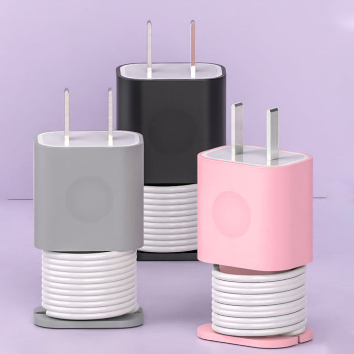"2 i 1 silikon laddarskydd för Apple laddare, rosa, grå, svart, vit. Skydd mot repor och stötar."