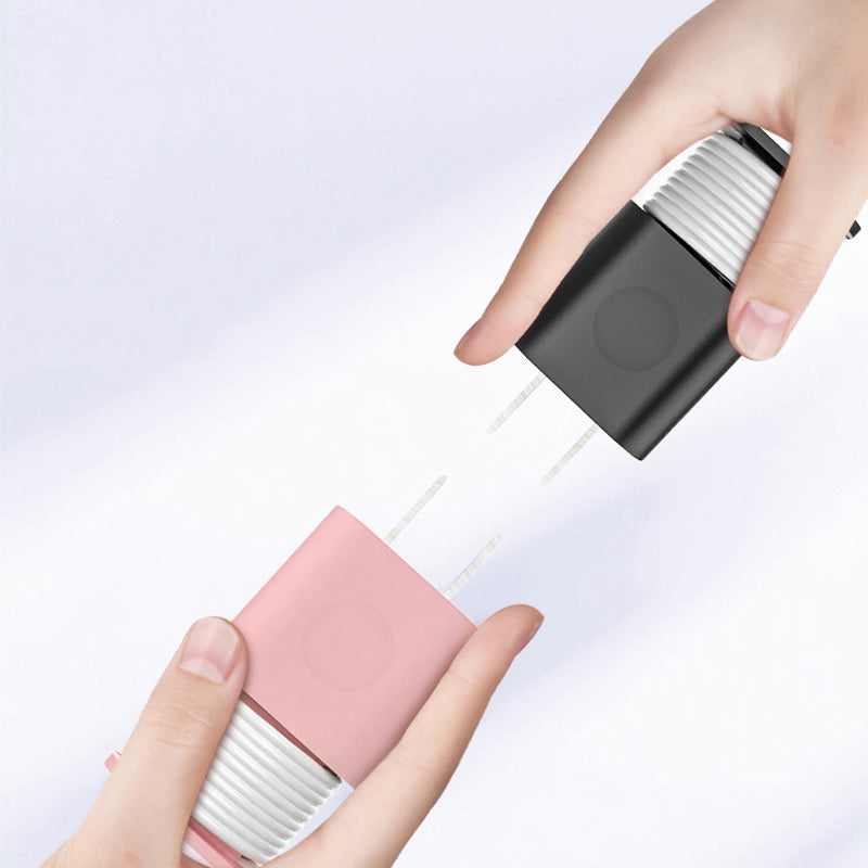 "2 i 1 silikon laddarskydd för Apple laddare, rosa, grå, svart, vit. Skydd mot repor och stötar."