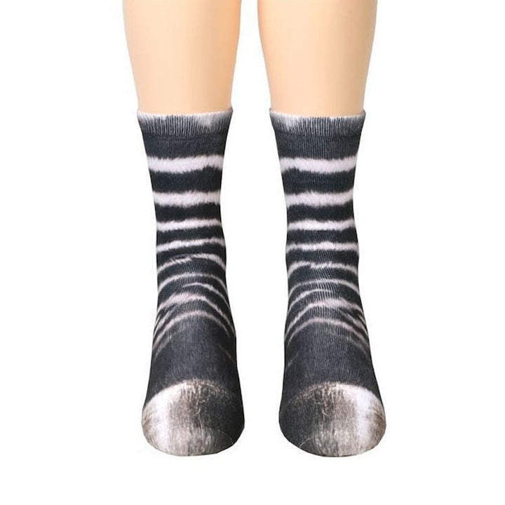 "3D djurtasssockor i mjukt polyester med roliga mönster, visar en elastisk och varm design för alla storlekar."