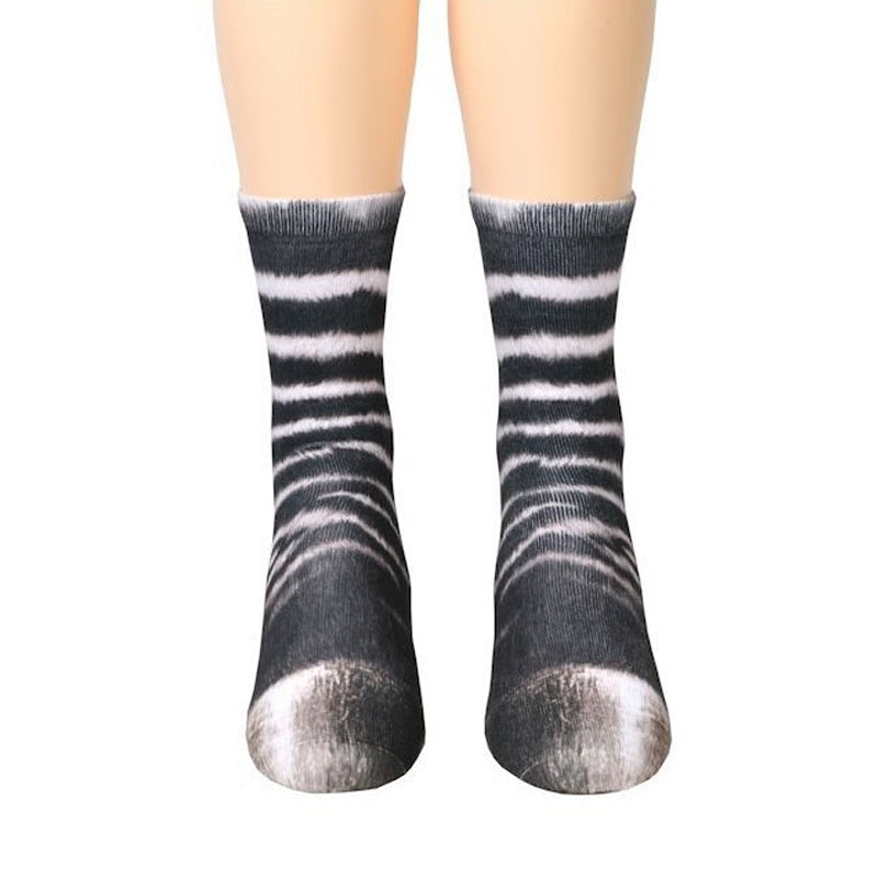 "3D djurtasssockor i mjukt polyester med roliga mönster, visar en elastisk och varm design för alla storlekar."