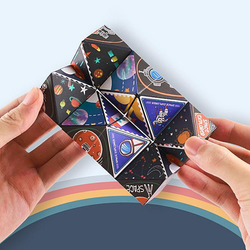 "3D Magic Cube med psykedeliska mönster i regnbågsfärger, perfekt för barn och vuxna, ger en sensorisk upplevelse."