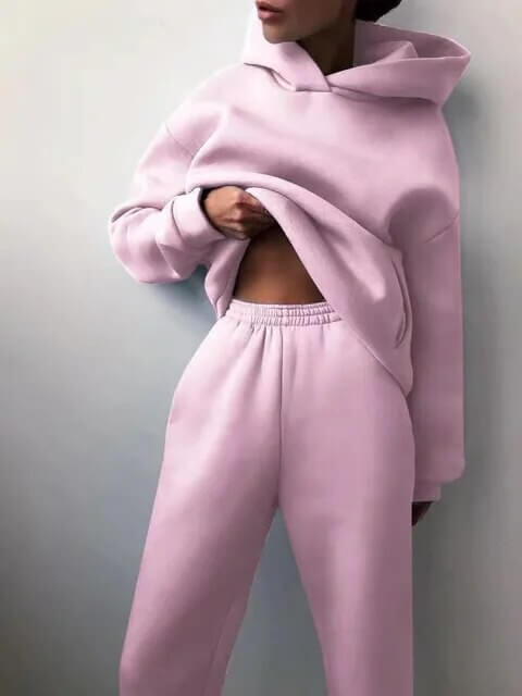 Tvådelad avslappnad lounge-set med oversized hoodie