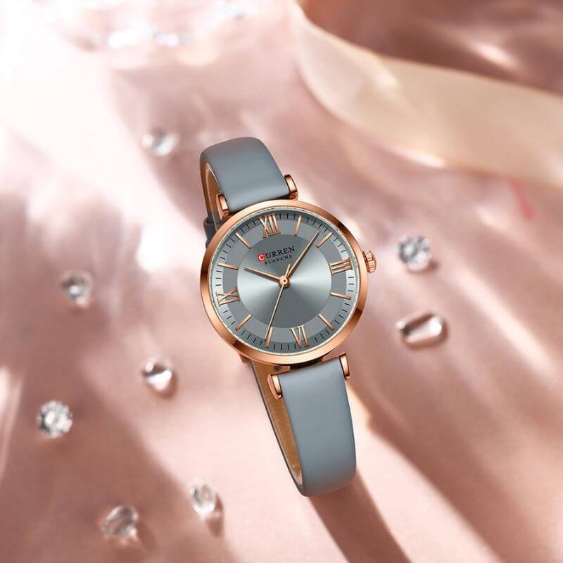 Elegant Vattentät Klocka med Läderarmband