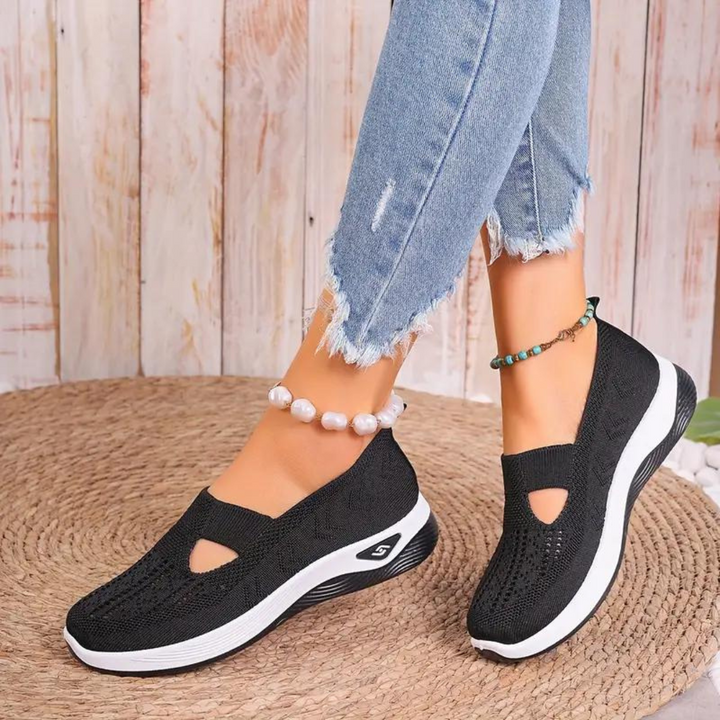 "Andningsaktiva dam sneakers med modern design och ergonomiskt stöd, slitstarkt material och mångsidig stil."