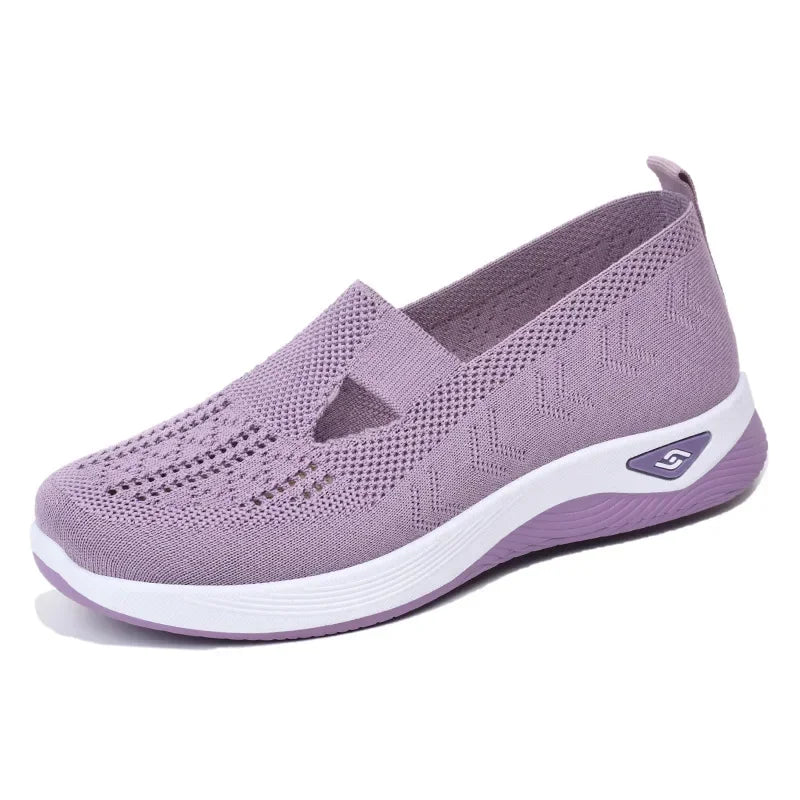 "Andningsaktiva dam sneakers med modern design och ergonomiskt stöd, slitstarkt material och mångsidig stil."