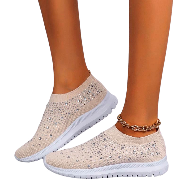 "Andningsaktiva mesh-sneakers för dam med strass, lätt och elegant design med glittrande detaljer och bekväm passform."