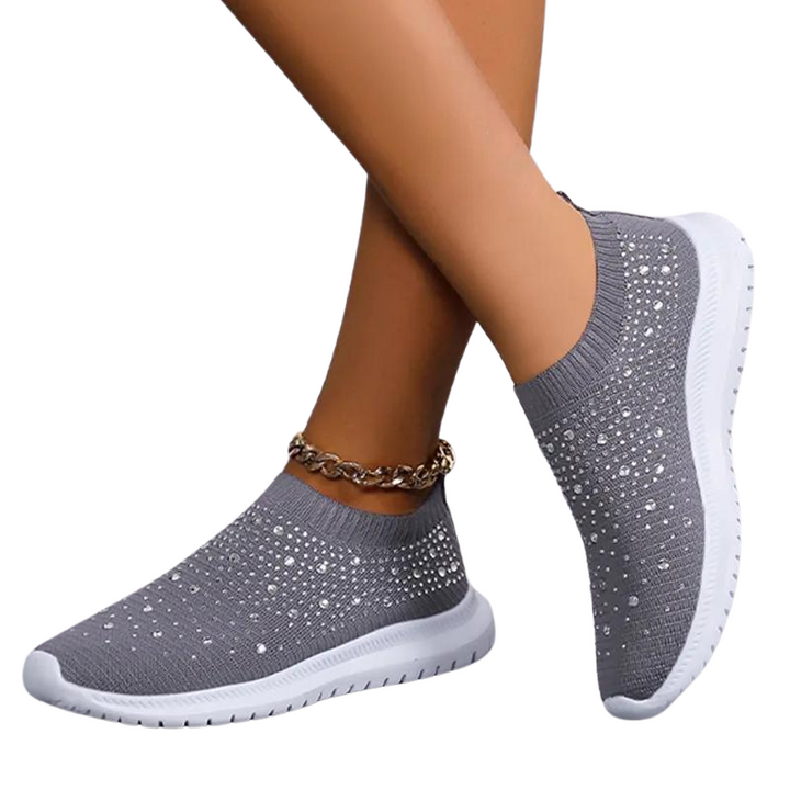 "Andningsaktiva mesh-sneakers för dam med strass, lätt och elegant design med glittrande detaljer och bekväm passform."