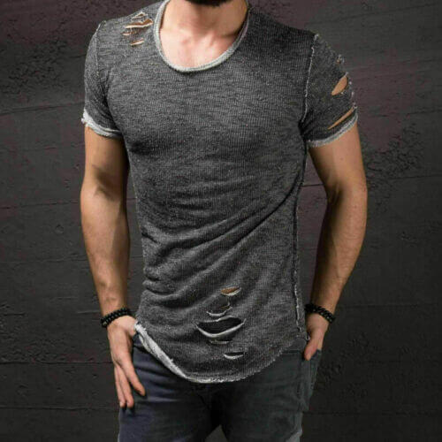 "Casual strimlad herr T-shirt, rund hals, flera färger, kort ärm, hålmönster, slim fit, somrig, stilren design."