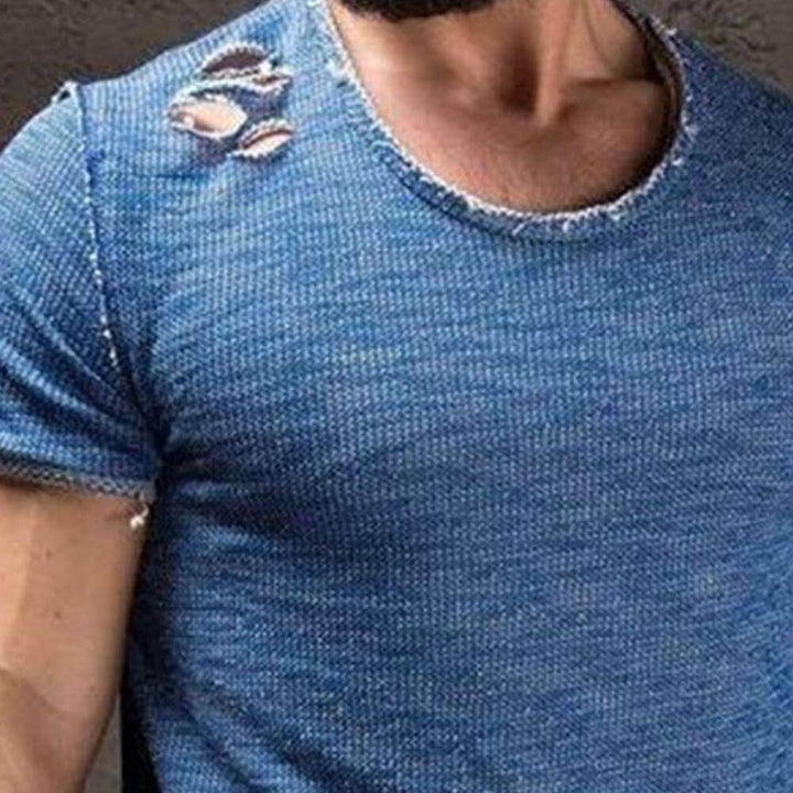 "Casual strimlad herr T-shirt, rund hals, flera färger, kort ärm, hålmönster, slim fit, somrig, stilren design."
