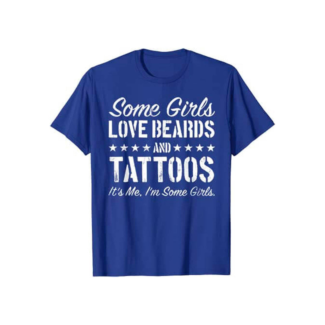 Dam T-shirt med skägg och tatueringar motiv, text 'Some Girls Love Beards And Tattoos', i svart.