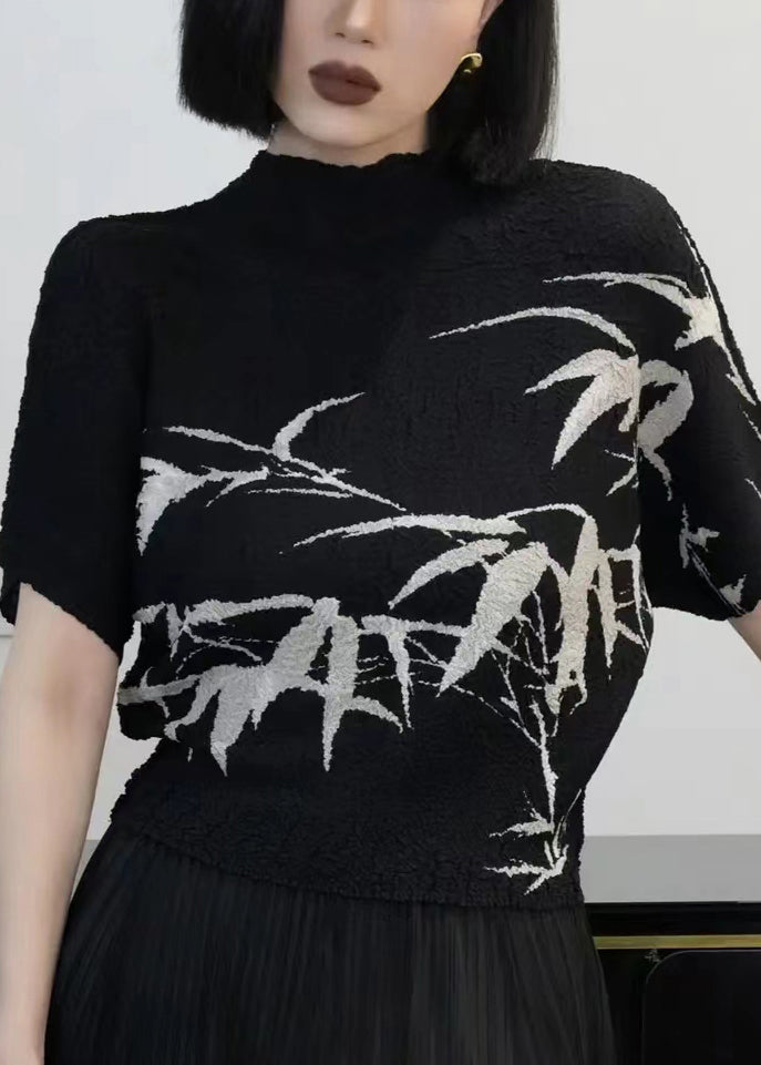 "Dam T-shirt med unikt tryck, lös passform, ljus färg, sommarstil. Perfekt för varma dagar, avslappnad och trendig."