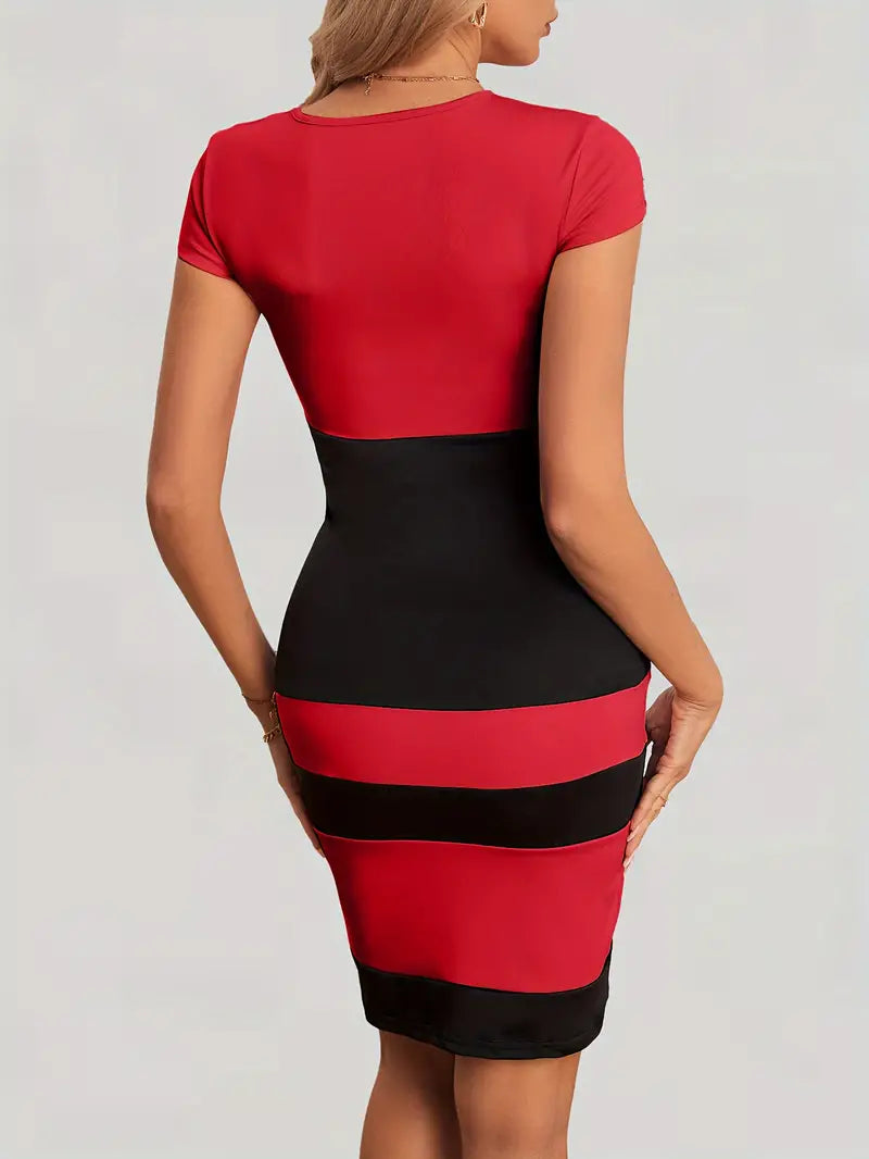"Dam färgblock klänning i polyester, figur-hugging design, visar en modern passform med stilren look, perfekt för alla tillfä