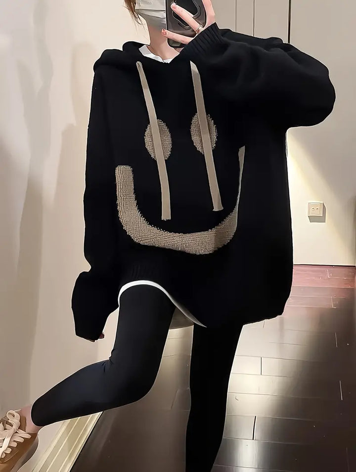 "Dam hoodie med leendedesign, justerbar sladd, mjuk bomullsblandning. Perfekt för vår och höst. Sprider glädje och stil."