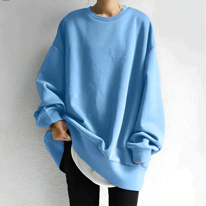 "Dam oversized tröja i mjukt, luftigt material, flera färger, oversize-passform, minimalistisk design för stil och komfort."