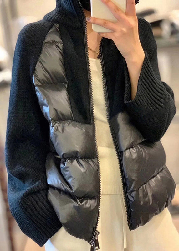 "Dam parka med turtleneck, patchwork-design och dragkedja för stil och komfort, perfekt för kyliga dagar."