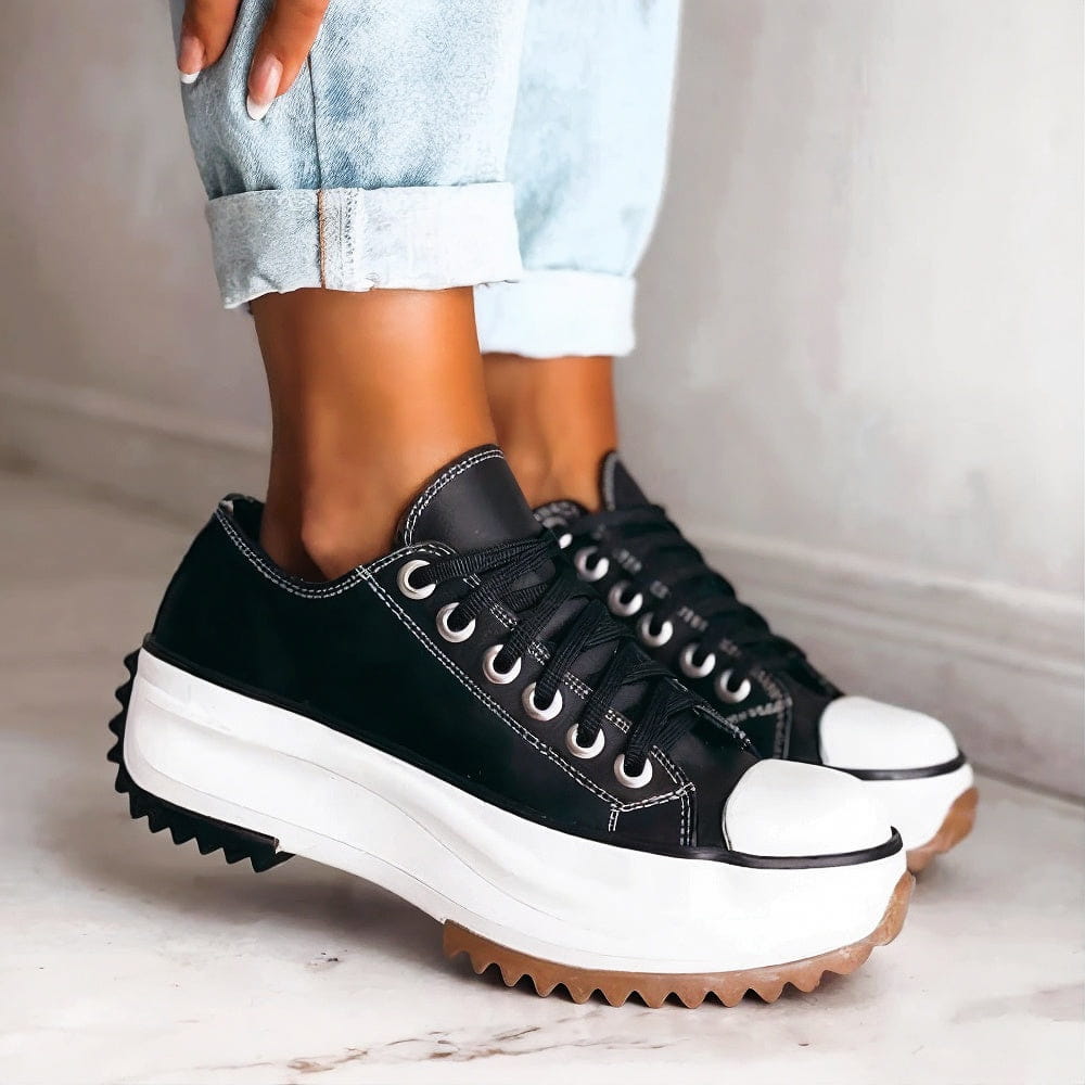 "Dam plattform sneakers i textil och syntet, modern design, andningsbar och komfortabel för dagligt bruk."