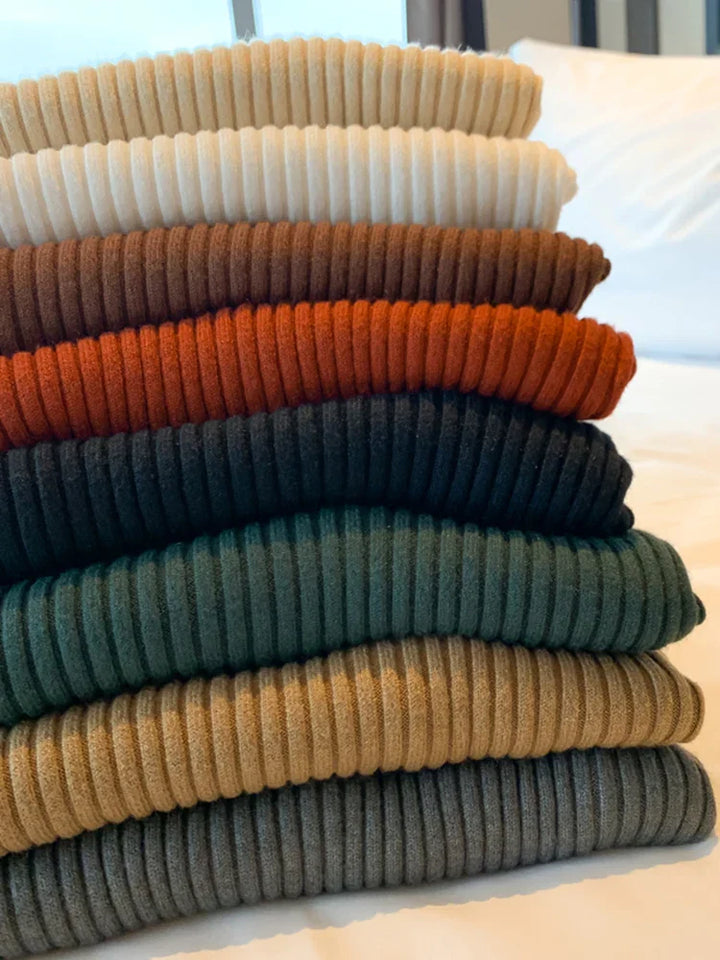 Dam stickad turtleneck tröja; elegant långärmad design, mjuk och värmande i flera stilfulla färger för komfort och stil.