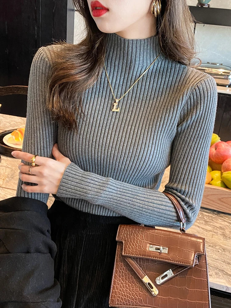 Dam stickad turtleneck tröja; elegant långärmad design, mjuk och värmande i flera stilfulla färger för komfort och stil.