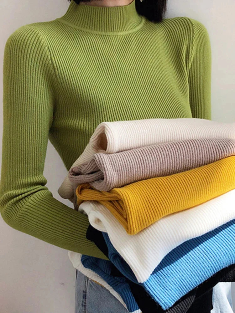 "Dam vintage stickad tröja med mock neck, flera färger. Elegant och varm design för kyliga dagar, perfekt för garderoben."