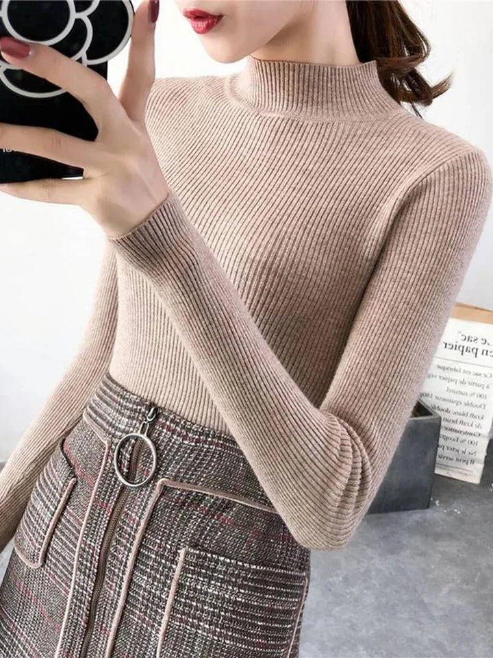 "Dam vintage stickad tröja med mock neck, flera färger. Elegant och varm design för kyliga dagar, perfekt för garderoben."