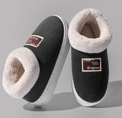 "Dambekväma tofflor med mjuk fleece och varmt foder, slät design, idealiska för kalla vinterdagar."