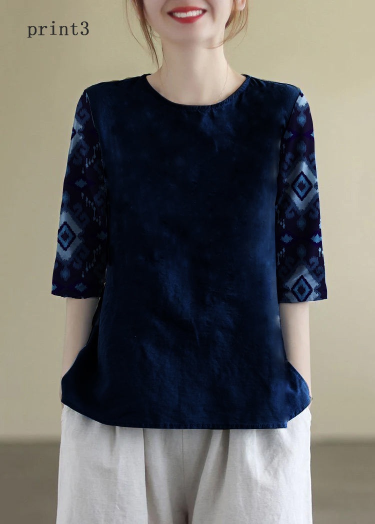 "Damblus med O-hals i bomull, elegant broderi, halv ärm för komfort och stil vid alla tillfällen. Perfekt passform."