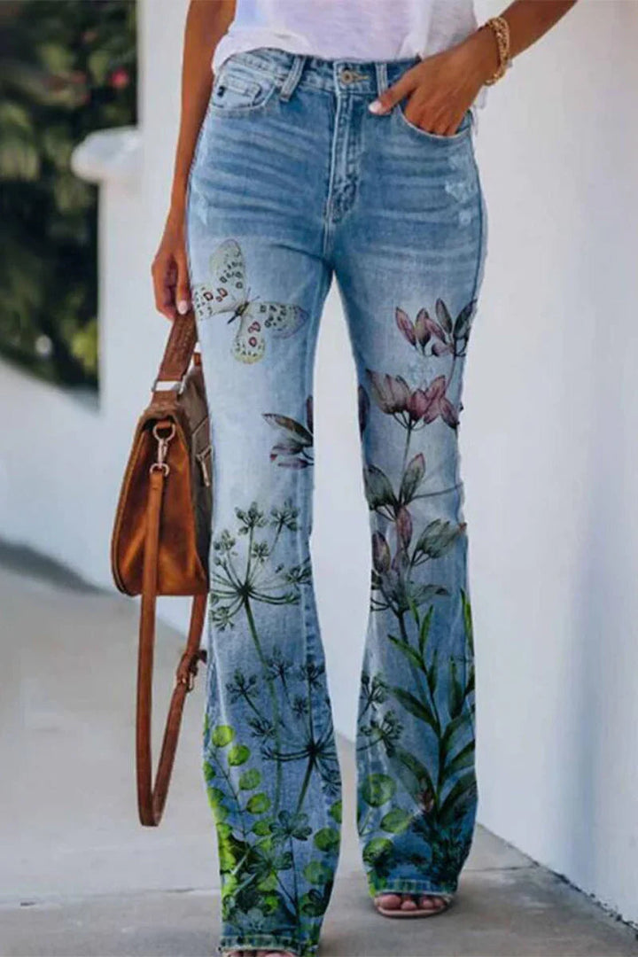 "Damer jeans med blommig fickdetalj, stretchig denimlook för stil och komfort."