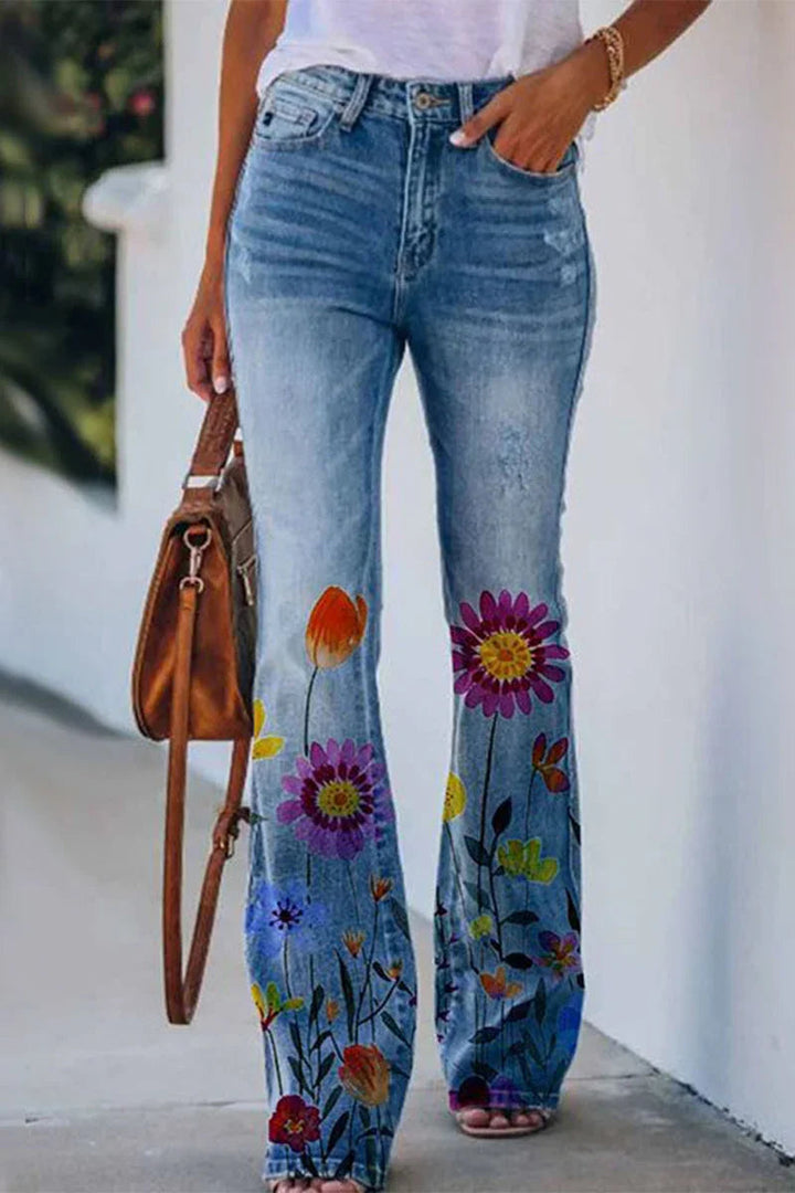 "Damer jeans med blommig fickdetalj, stretchig denimlook för stil och komfort."
