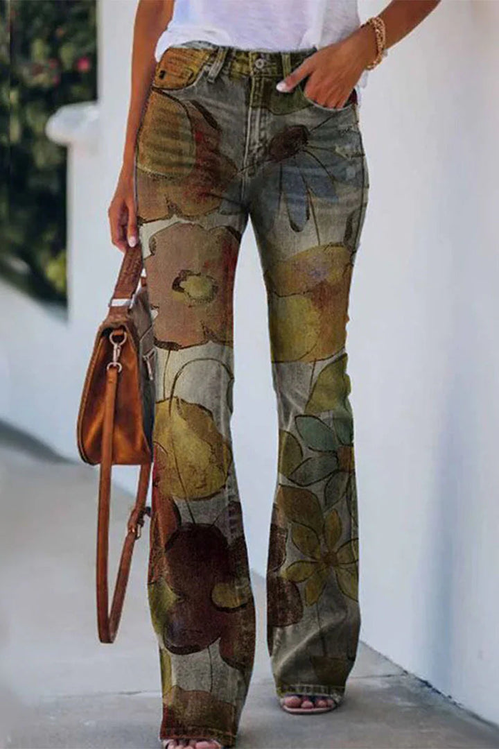 "Damer jeans med blommig fickdetalj, stretchig denimlook för stil och komfort."