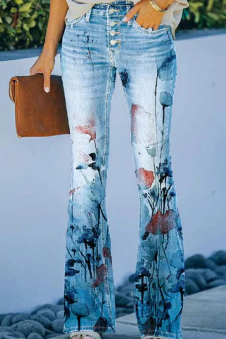 "Damer jeans med blommig fickdetalj, stretchig denimlook för stil och komfort."
