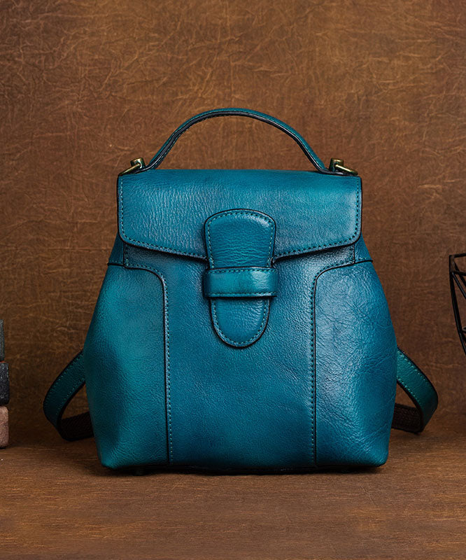 Damryggsäck i blått läder med orientaliskt mönster, framifrån, visar elegant och iögonfallande design.