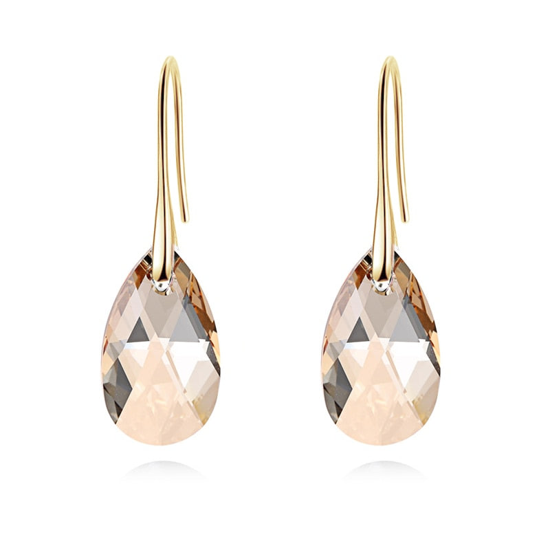 Droppformade kristallörhängen för kvinnor med blå akvamarinstenar och CZ-zirkonia, pläterade med sterling silver.