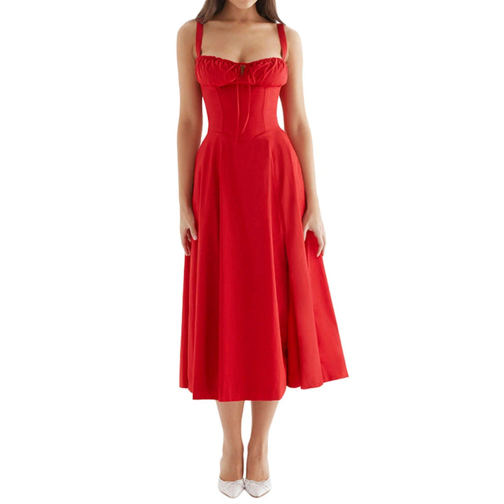 "Elegant A-line festklänning för kvinnor med blommig design, i röd nyans, klassisk och modern stil för festliga tillfällen."