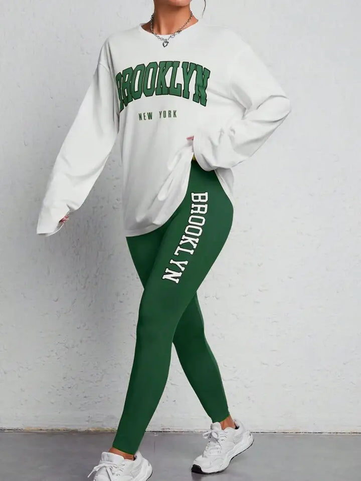 "Elegant dam rundhalsad långärmad t-shirt i mjuk bomullsblandning, idealisk för lager-på-lager och alla tillfällen."