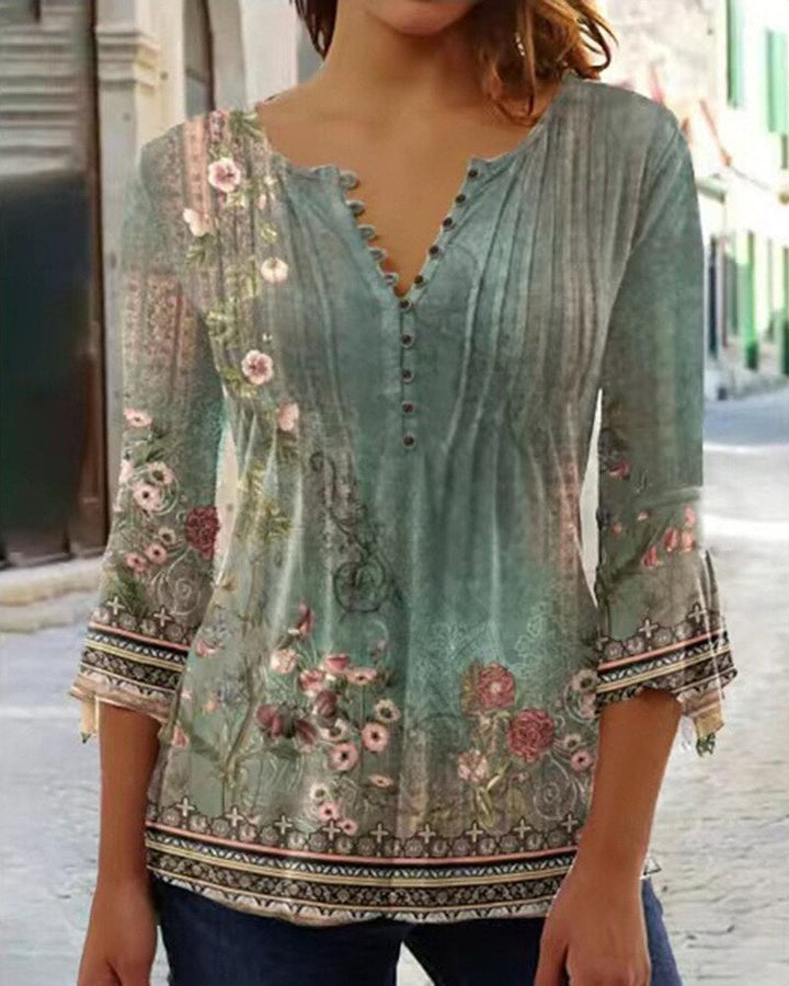 "Elegant damblus i klassisk design, bomullsmix. Tidlös, mångsidig och bekväm med mjukt material."