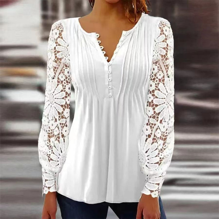 "Elegant damblus i klassisk design, bomullsmix. Tidlös, mångsidig och bekväm med mjukt material."