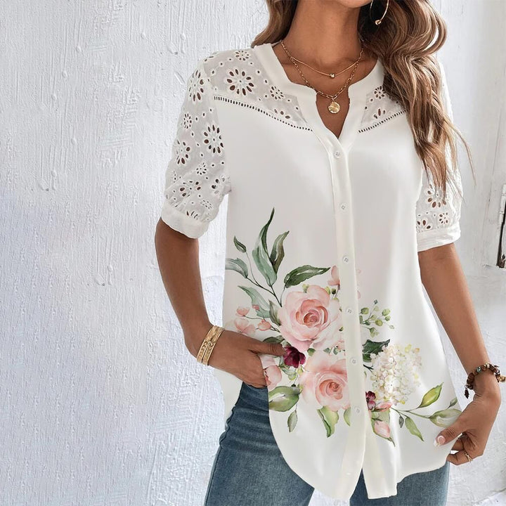 "Elegant damblus med färgglatt tryck i polyester, perfekt för olika tillfällen. Visa i beige, grön, blå och himmelsblå."