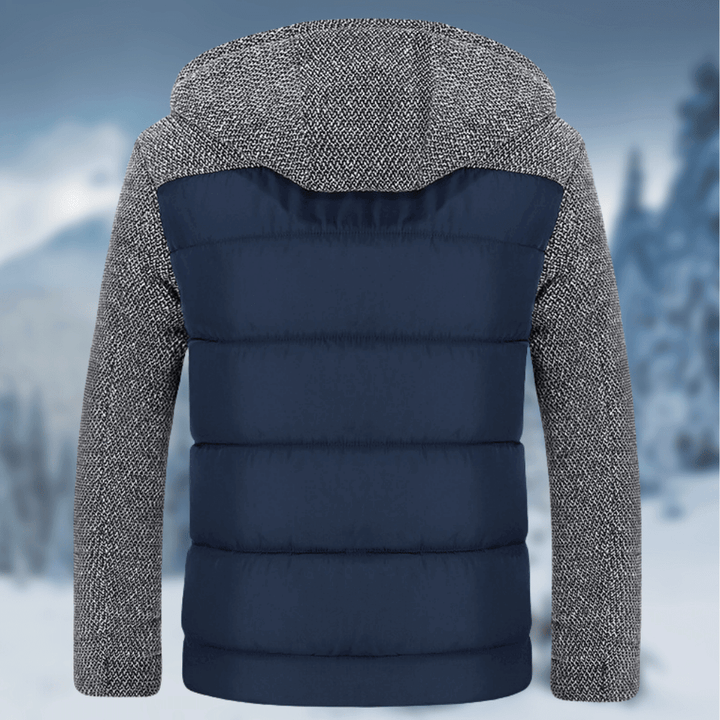 "Elegant damjacka i varm polyester och bomull, sett framifrån, idealisk för stil och komfort under kalla dagar."