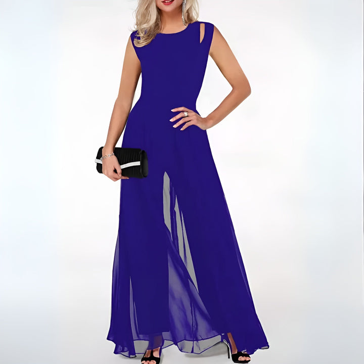 "Elegant damklänning med midjebälte i tidlös stil, skapar smickrande silhouette, perfekt för vardag och fest."