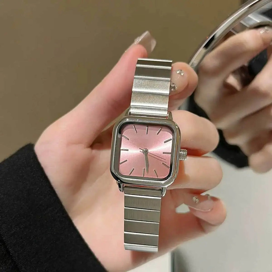 "Elegant damklocka i rostfritt stål med kvartsurverk, minimalistisk urtavla och hållbart stålband, lyxigt och tidlöst tillbeh