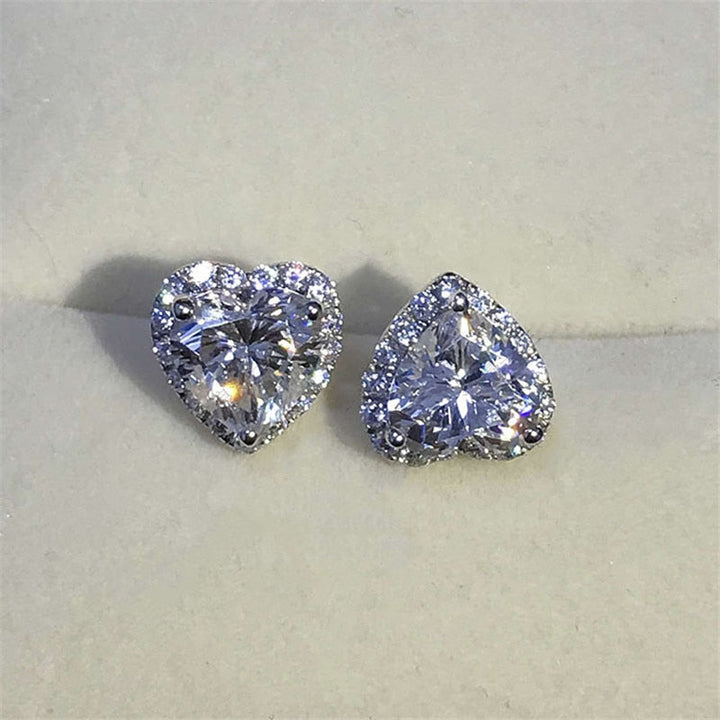 "Elegant damring med hjärta och cubic zirconia, lysande sten, sterling silver, perfekt accessoar för kvinnor, lyxig stil."