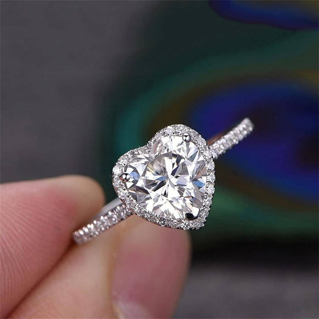 "Elegant damring med hjärta och cubic zirconia, lysande sten, sterling silver, perfekt accessoar för kvinnor, lyxig stil."