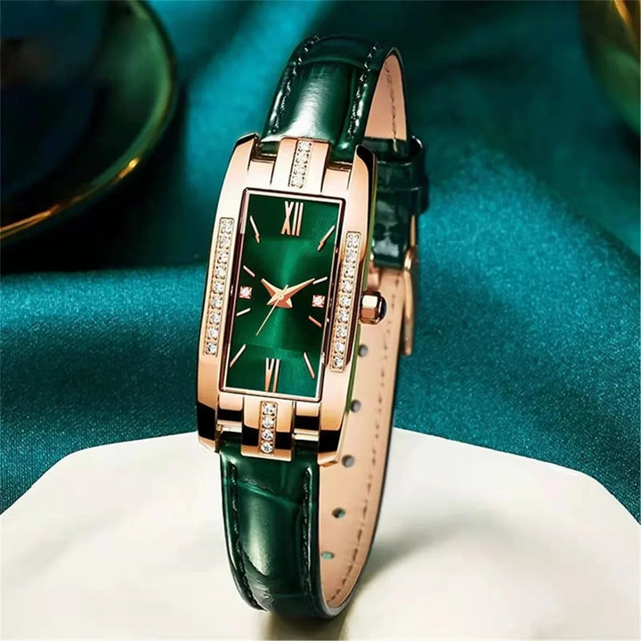 "Elegant fyrkantig kvinnoklocka i grön och röd, lyxig design med PU-läderarmband, perfekt accessoar för kvinnlig stil."