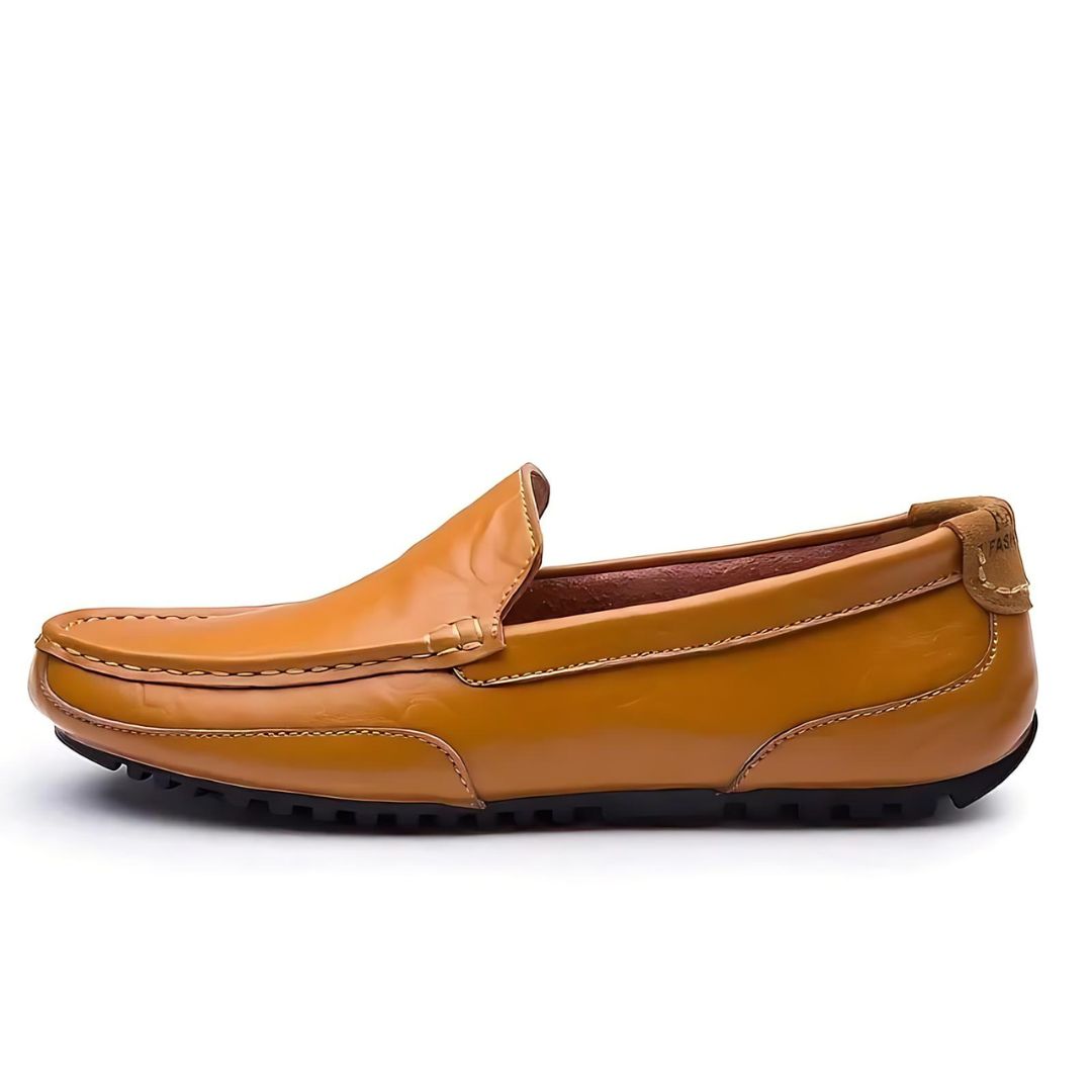 "Elegant herr loafers i PU-läder, stilrena och komfortabla, perfekt för vardag och formella tillfällen."