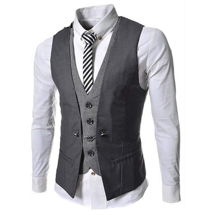 "Elegant herr slim fit väst med V-hals, framhäver fysik, perfekt för formella tillfällen och vardag, polyesterblandning."
