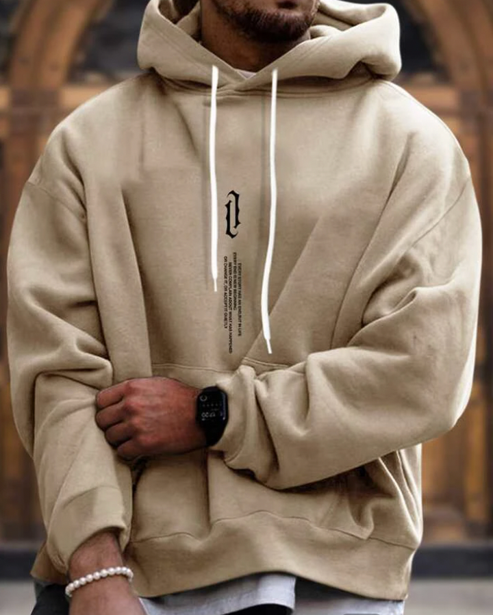 Elegant herrhoodie i mjuk bomullsblandning med stilren design, perfekt för både vardag och mer formella tillfällen.