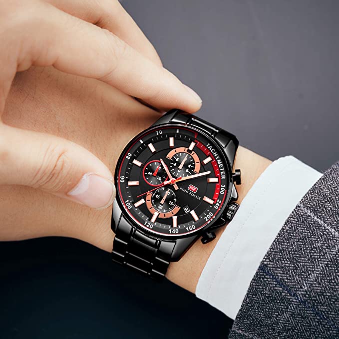 "Elegant herrklocka med japanskt kvartsur och chronograf, rostfritt stål, sömlös för affärer och vardag."