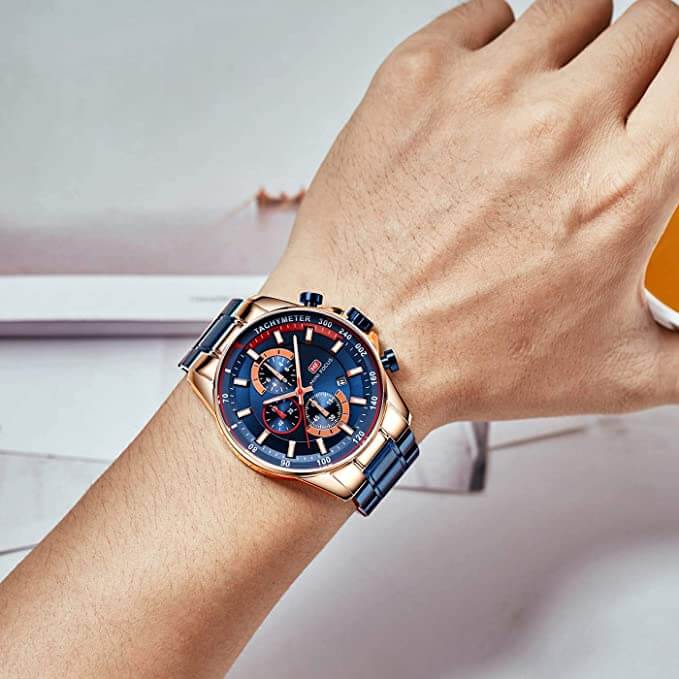 "Elegant herrklocka med japanskt kvartsur och chronograf, rostfritt stål, sömlös för affärer och vardag."